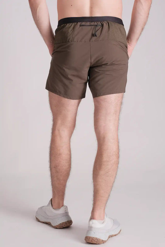 SPE0137 - Water Resistant Back Zip Running Short 6"