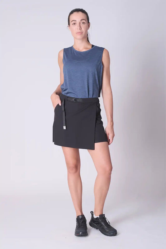 SPWE23010 - Women's Stretch Wrapped skirt w/ inner shorts 6" - Black