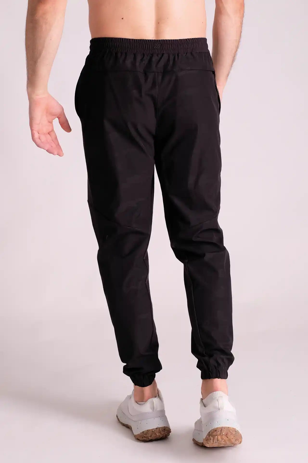 SPH0205 - Water Resistant Stretch Jacquard Camo Tapered Training Joggers 30" - Black