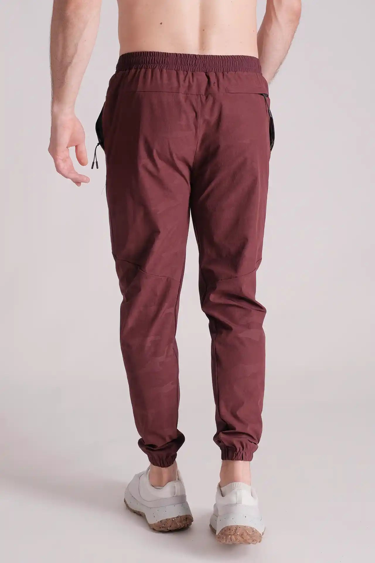 SPH0205 - Water Resistant Stretch Jacquard Camo Tapered Training Joggers 30" - Burgundy