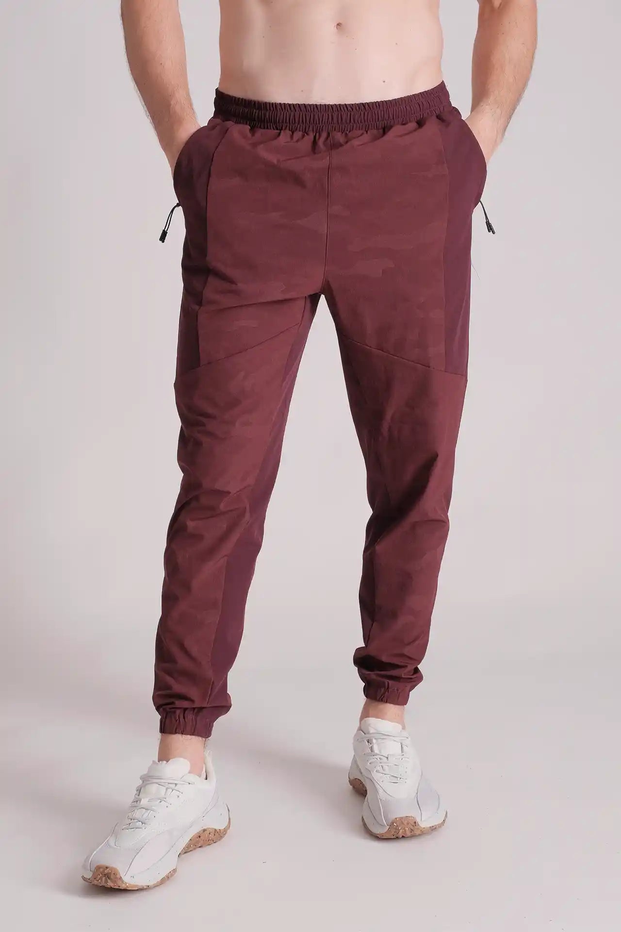 SPH0205 - Water Resistant Stretch Jacquard Camo Tapered Training Joggers 30" - Burgundy