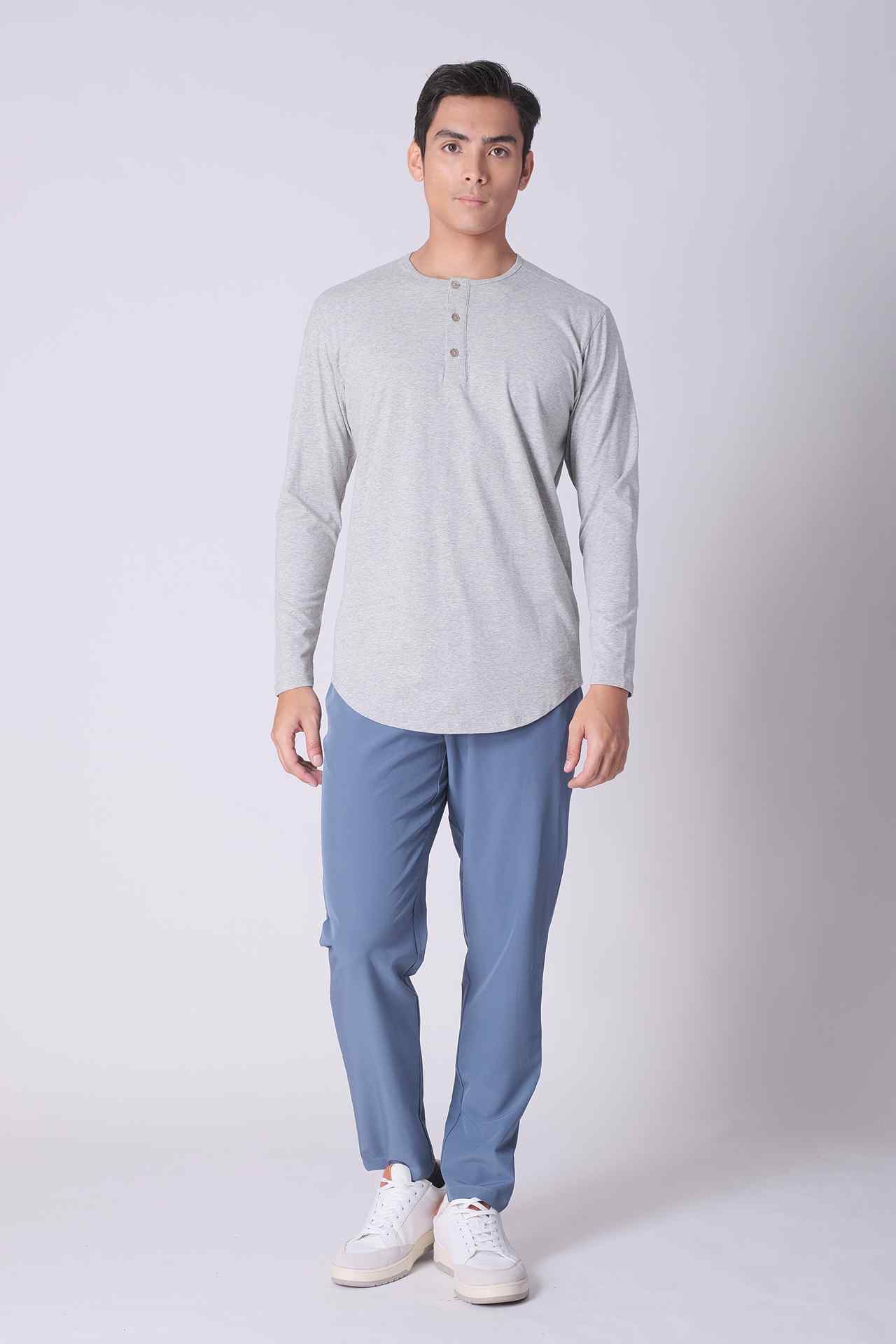 SPH0240 - Essential Ultra Lightweight Classic Fit Stretch Moving Pants 30" - Denim Blue