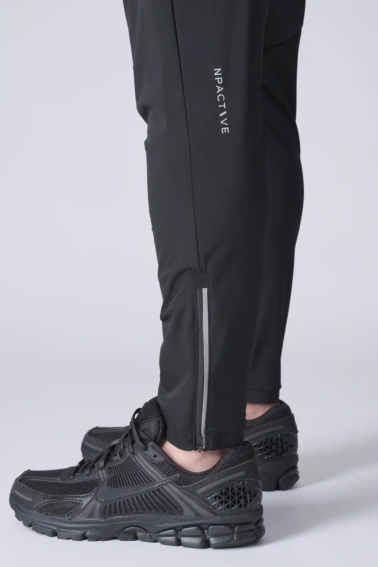 SPH0242 - Lightweight Stretch Nylon Workout Joggers 30" - Black