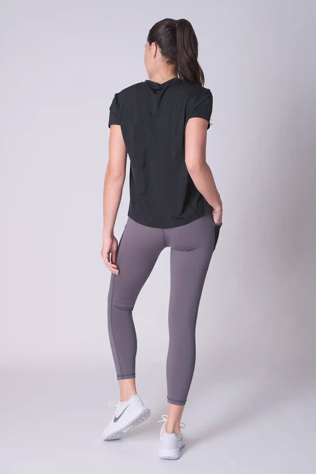 SPWJ0411 - Women's Basic Performance T-Shirt - Black
