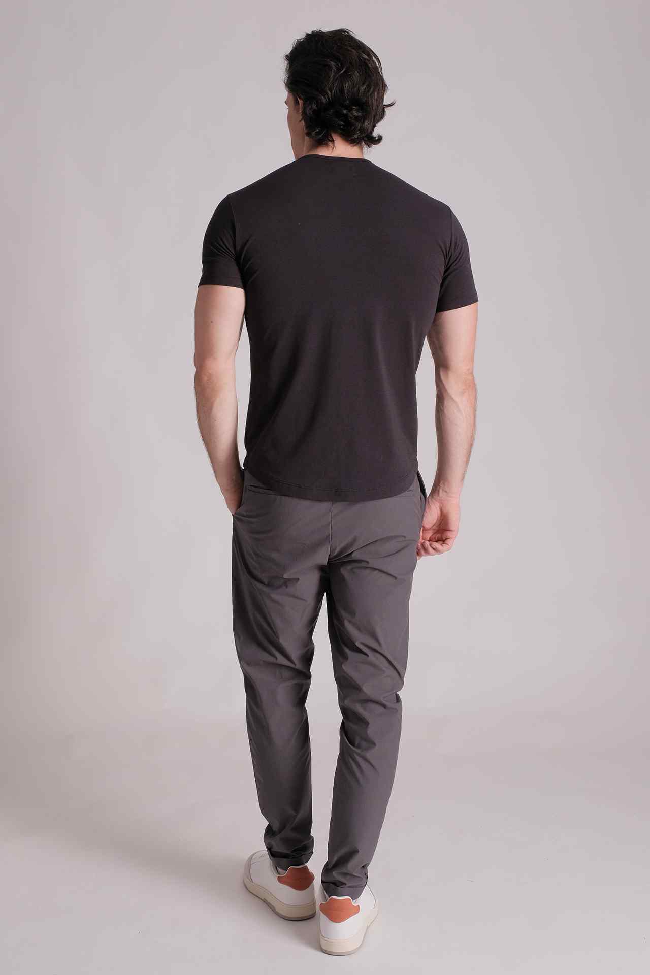 SPJ0426 - Essential Ultra Soft Stretch Cotton Crew Curve Hem Tee - Black