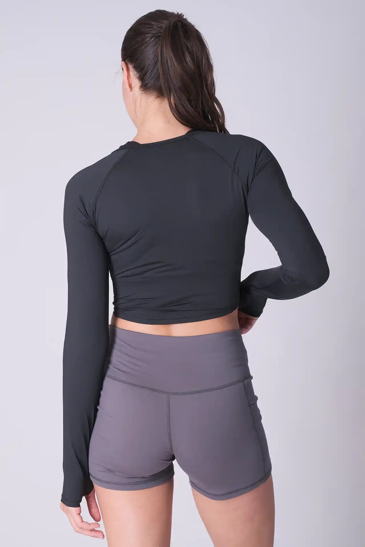 SPWJ0441 - Women's Performance Thumbholes Top - Black