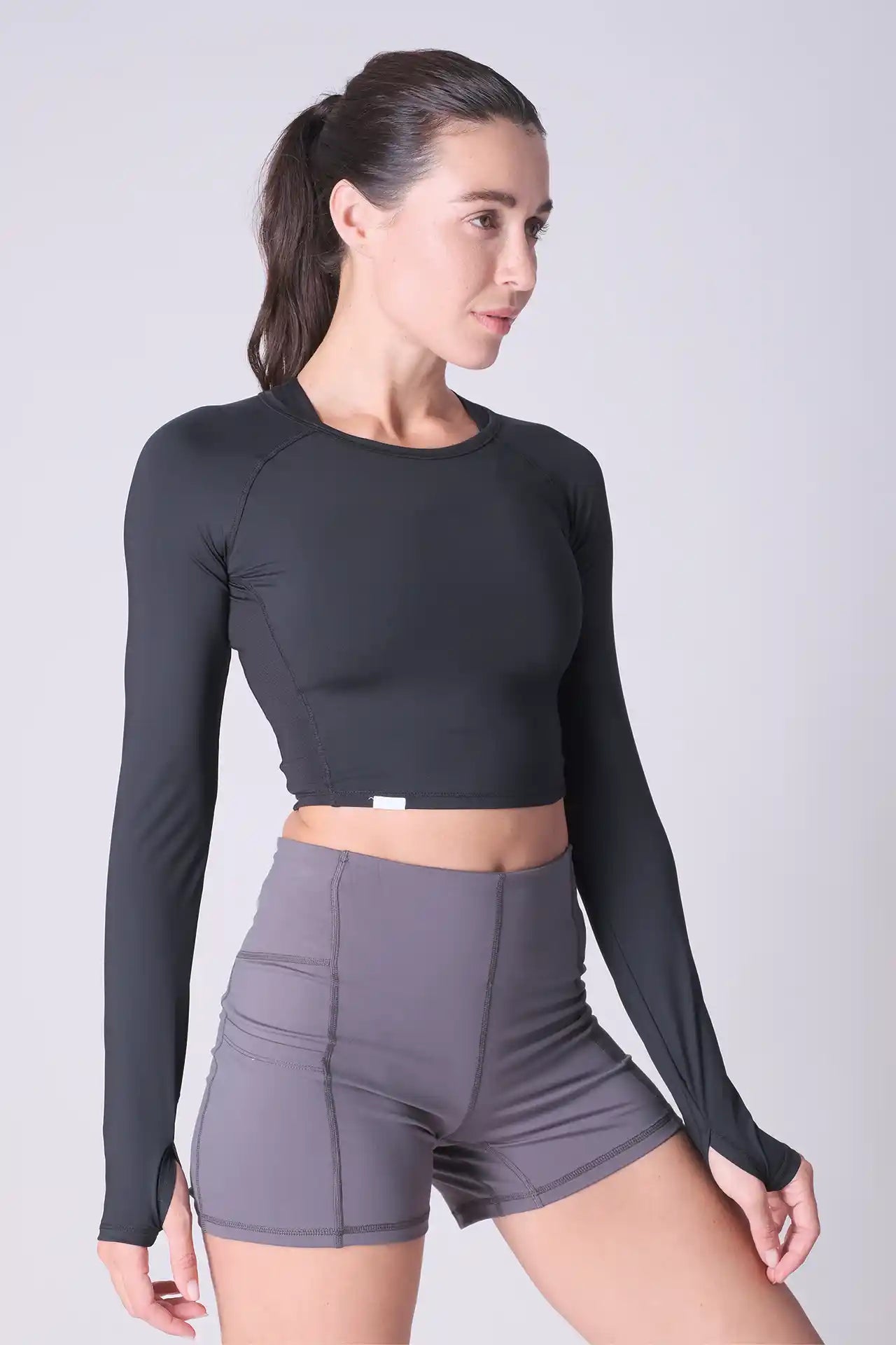 SPWJ0441 - Women's Performance Thumbholes Top - Black
