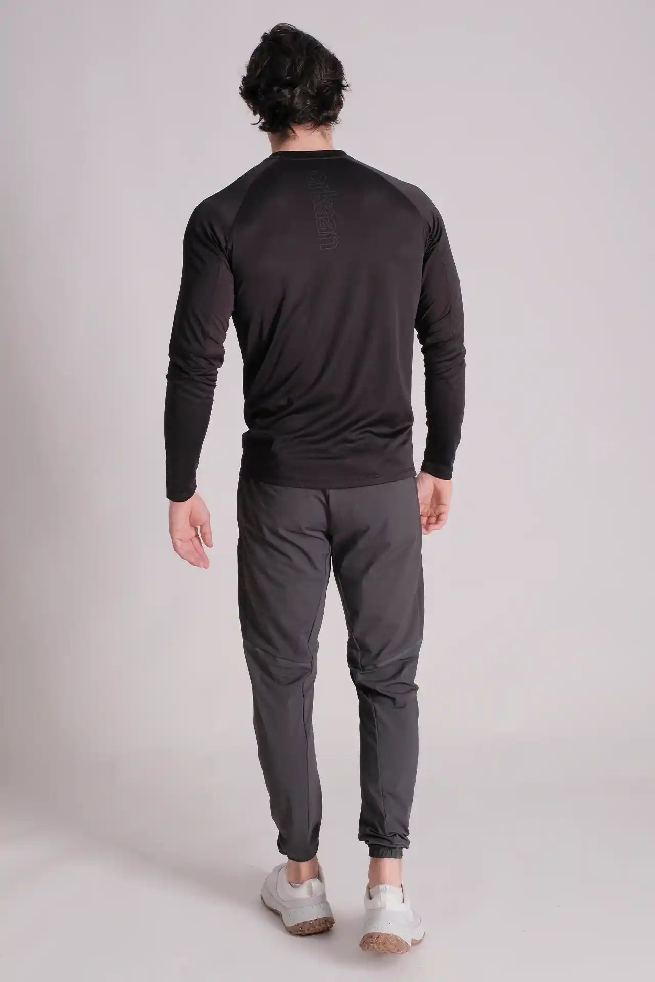 SPJ23009 - UPF 50+ Moisture Wicking Long Sleeve Hiking Tee - Black