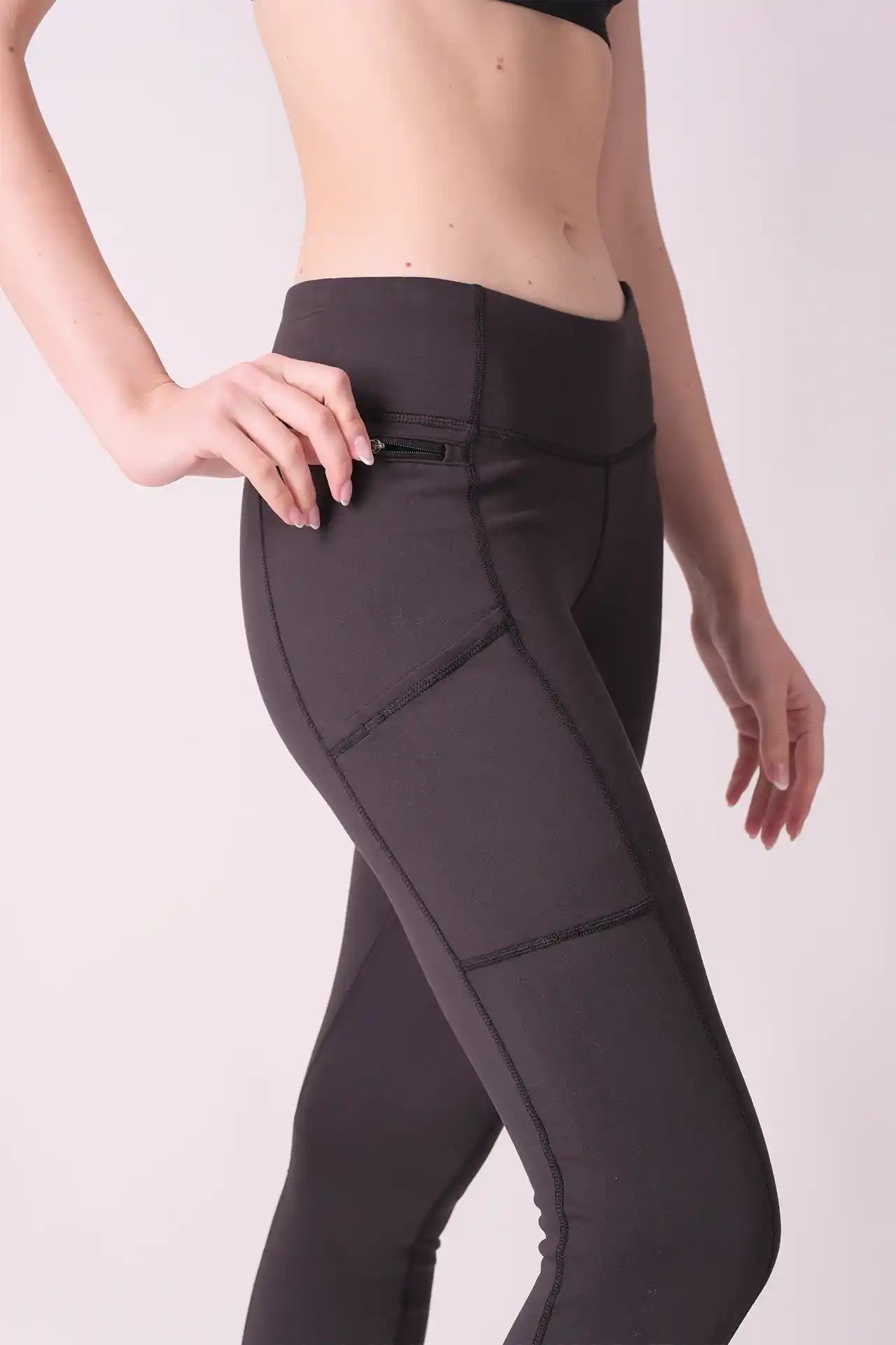 SPWL23001 - Women's Side Pockets Leggings 28" - Black