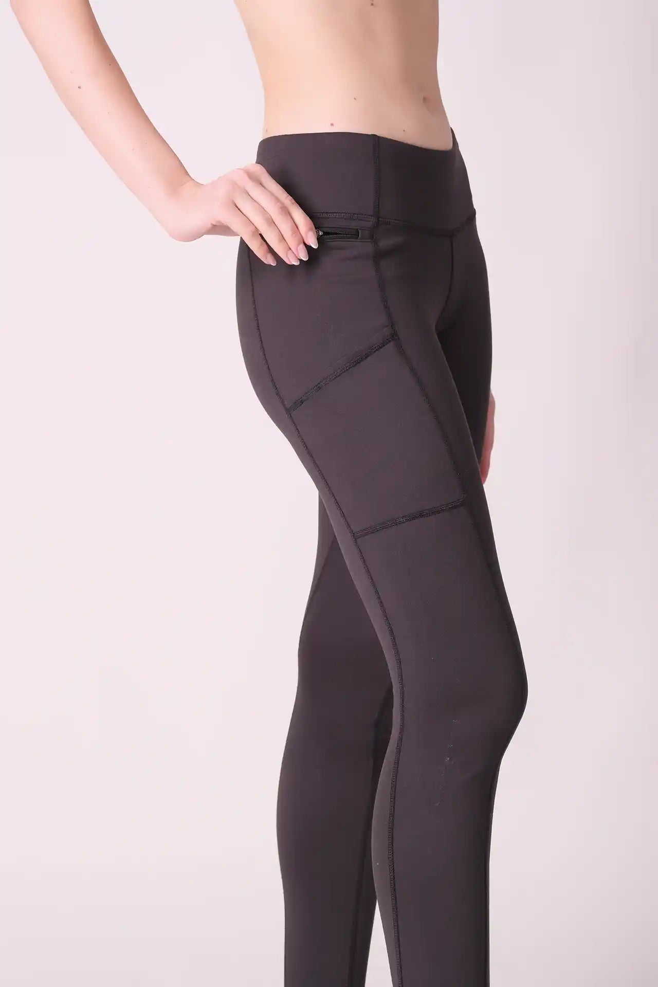 SPWL23001 - Women's Side Pockets Leggings 28" - Black