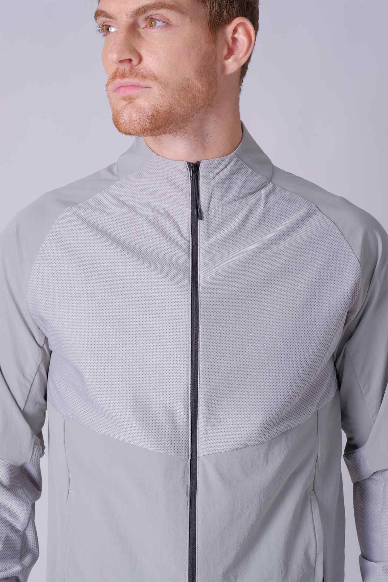 SPO0044 - Lightweight Water Repellent Running Jacket - Light Grey