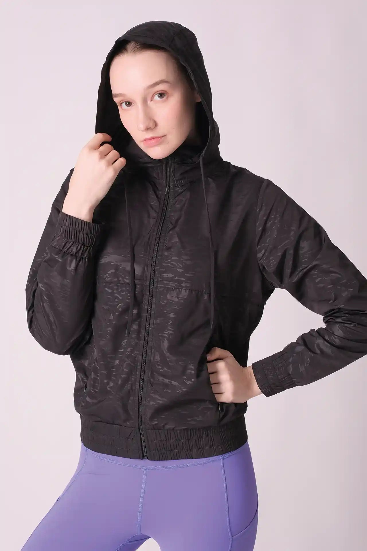 SPWO0123 - Women's Running Windbreaker Hooded Jacket - Black