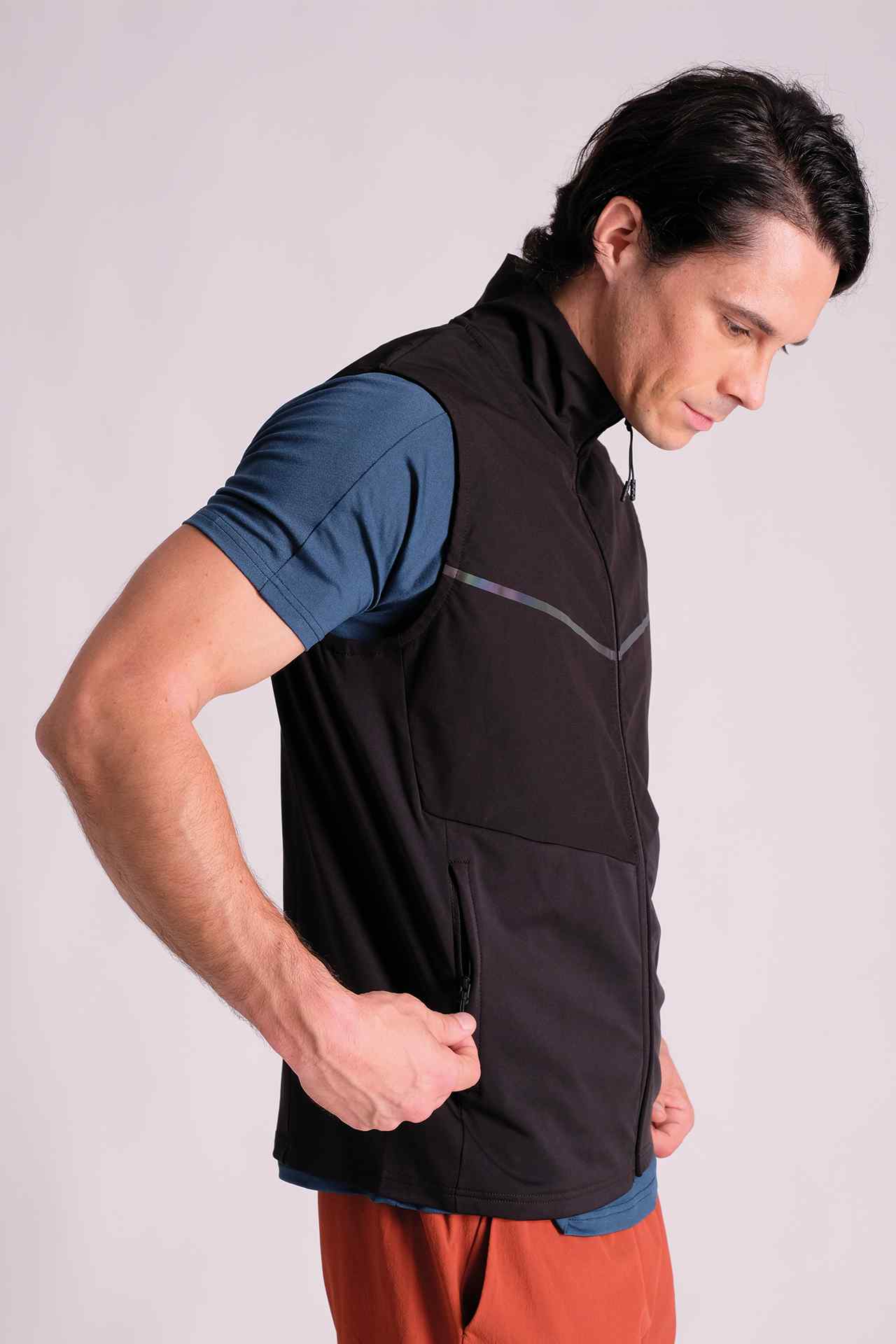 SPO0133 - Insulated 4-Way Stretch Interlock Running Vest - Black