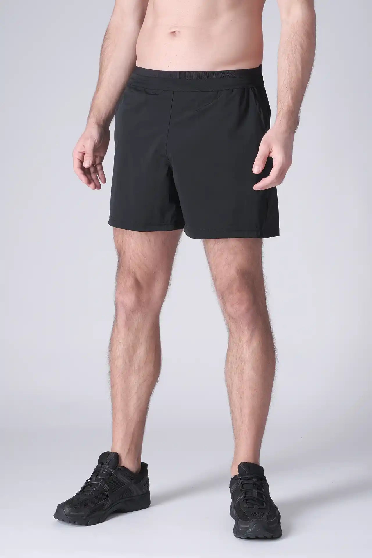 SPE0198 - Lightweight Stretch Nylon Linerless Workout Shorts 5" - Black