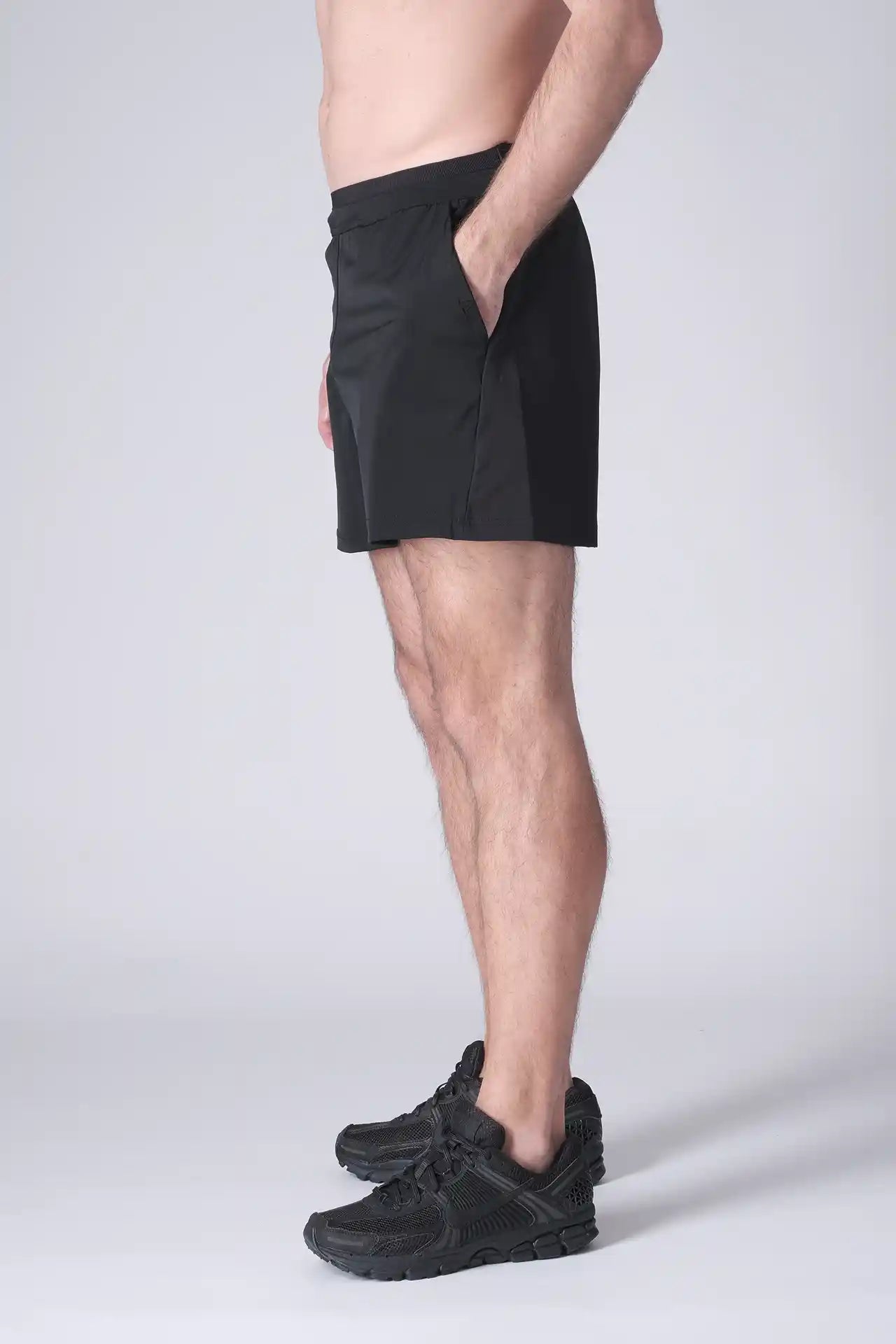 SPE0198 - Lightweight Stretch Nylon Linerless Workout Shorts 5" - Black
