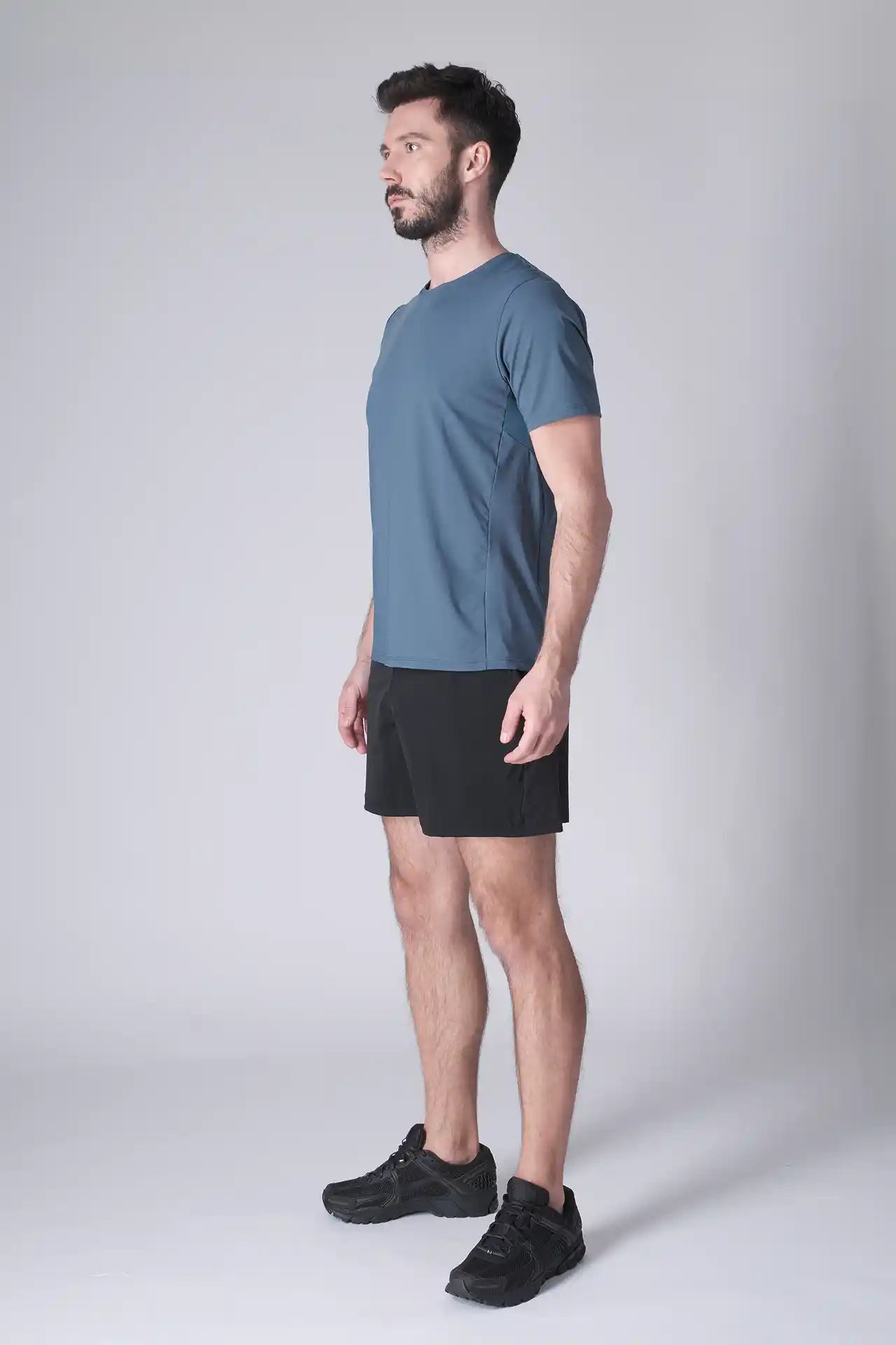 SPE0198 - Lightweight Stretch Nylon Linerless Workout Shorts 5" - Black