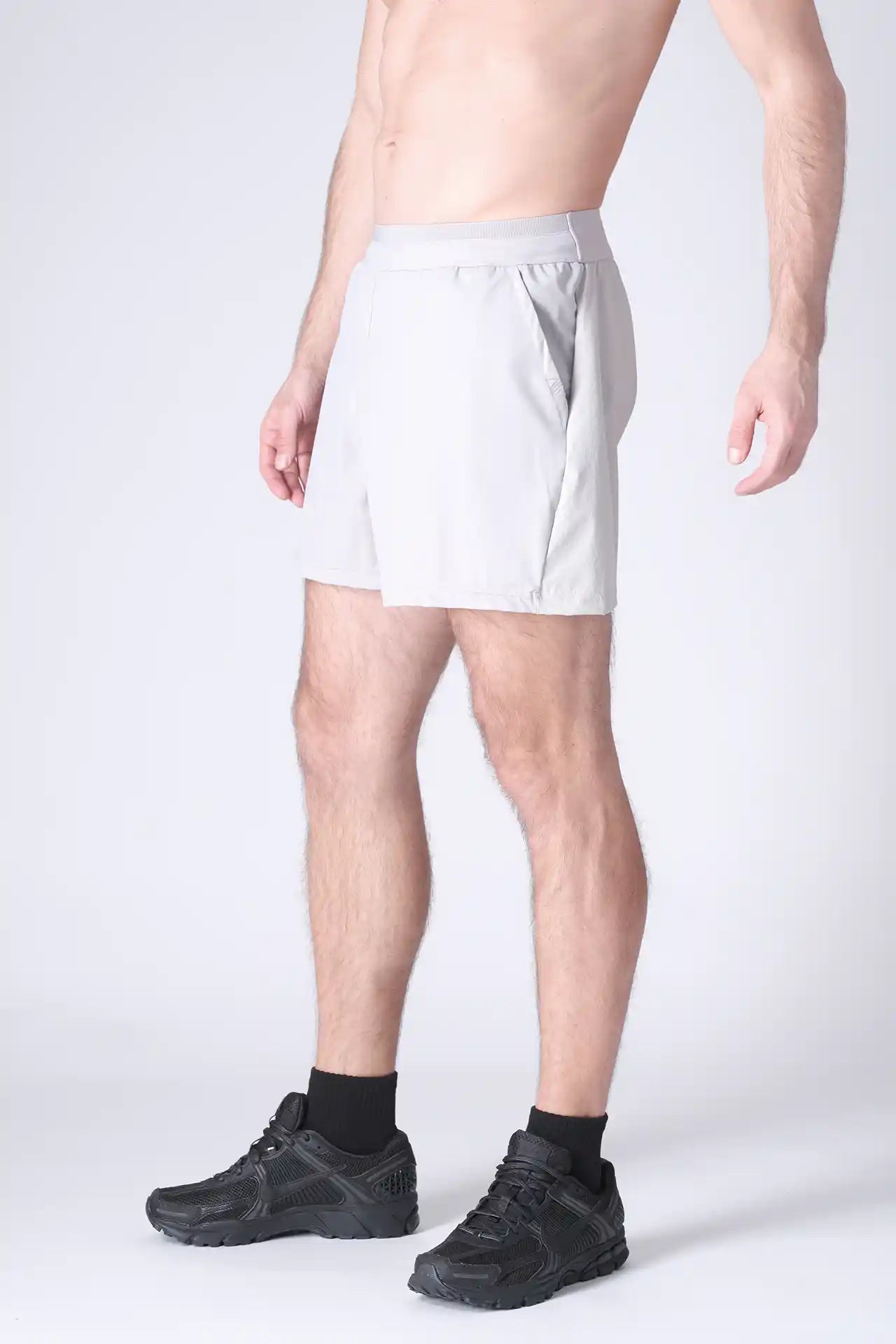 SPE0198 - Lightweight Stretch Nylon Linerless Workout Shorts 5" - Light Grey