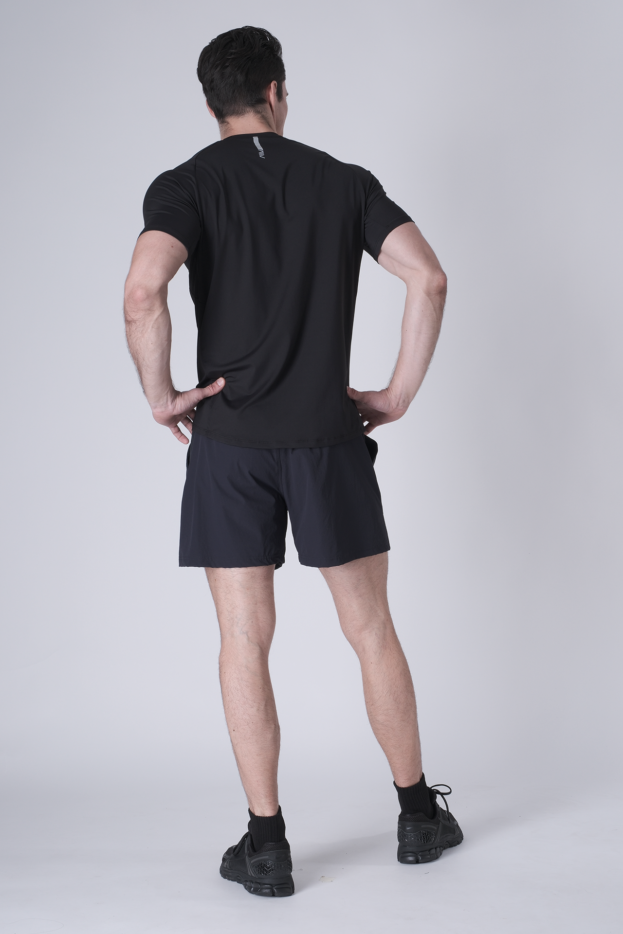SPE0198 - Lightweight Stretch Nylon Linerless Workout Shorts 5" - Navy