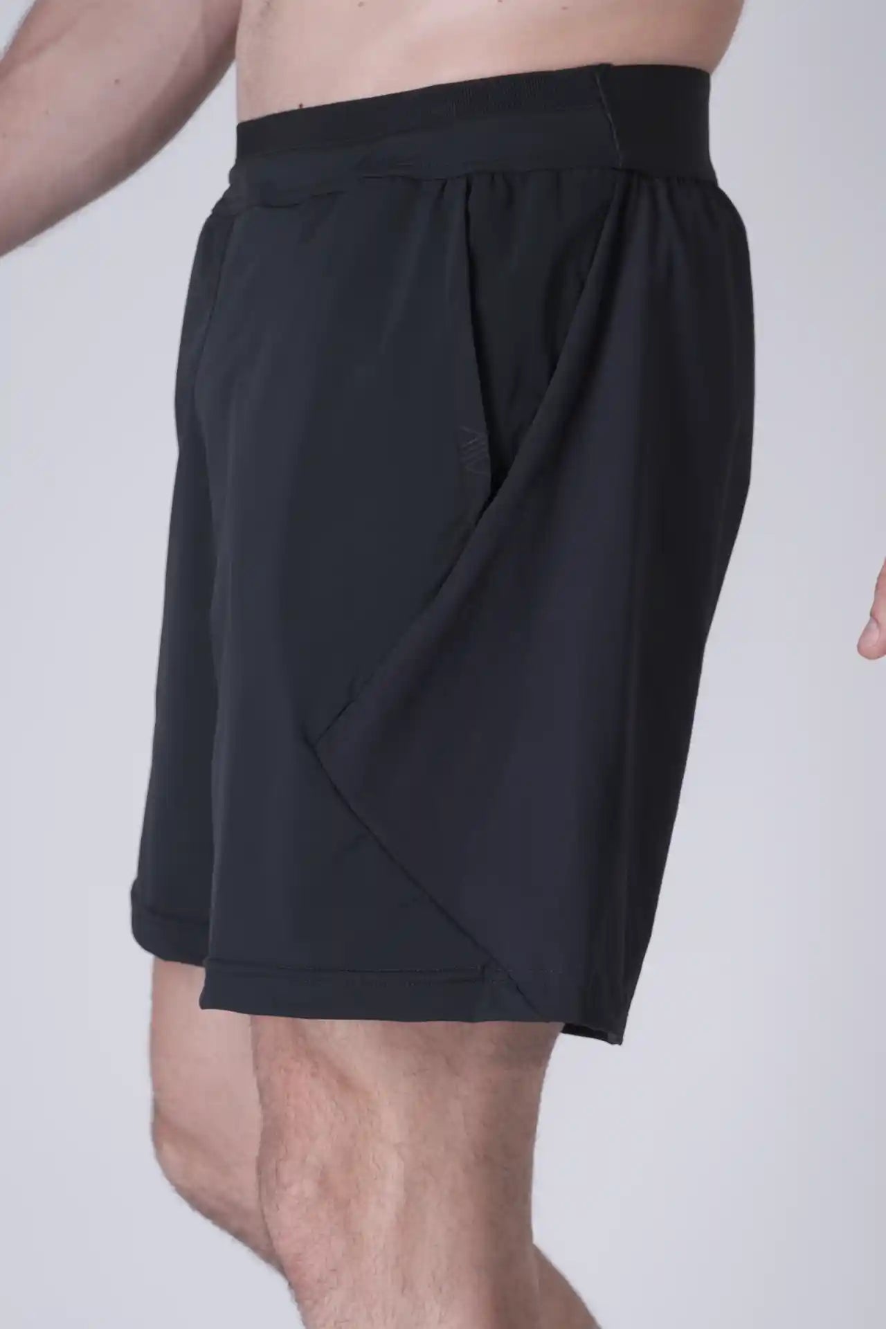 SPE0199 - Lightweight Stretch Nylon Linerless Workout Shorts 7" - Navy