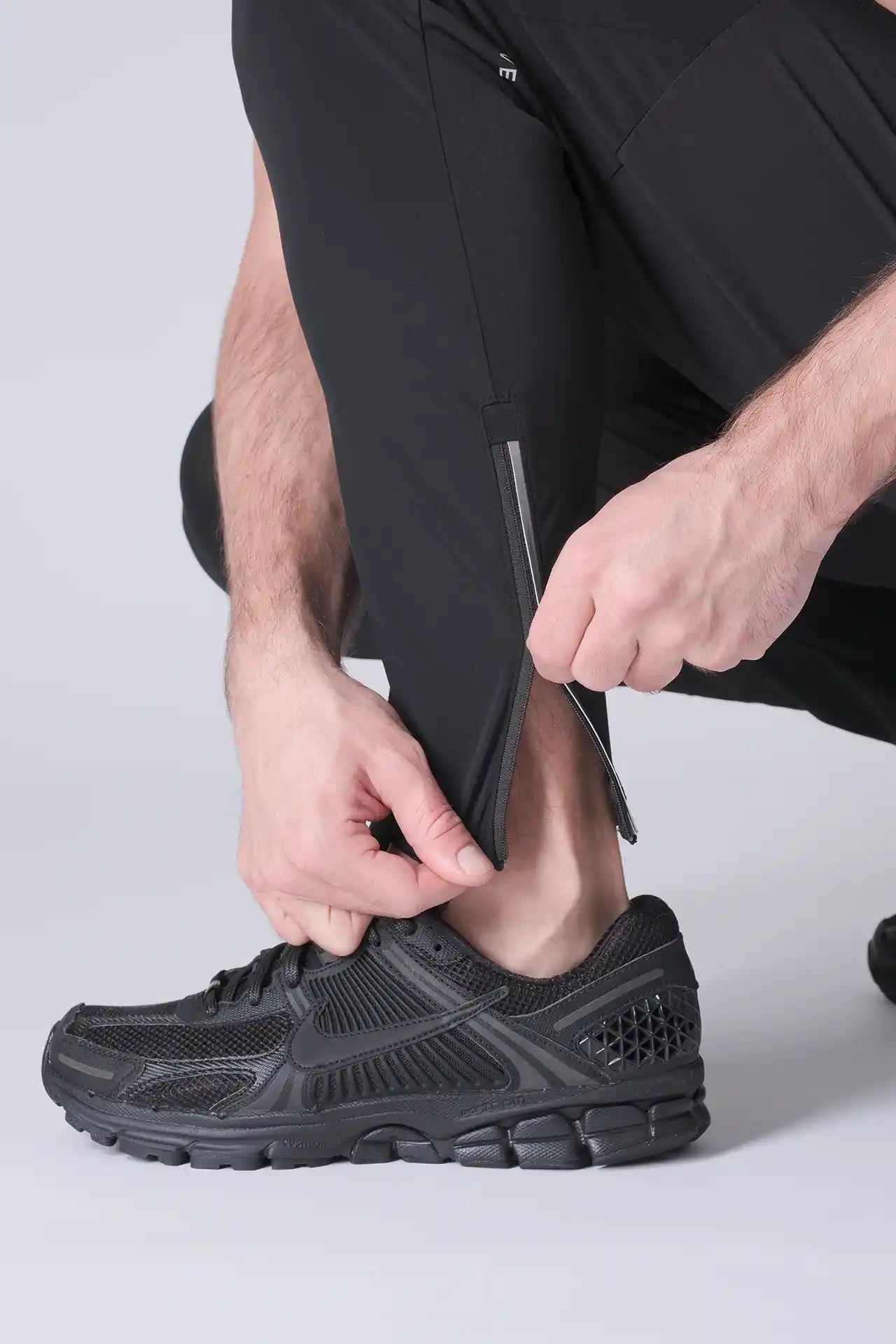 SPH0242 - Lightweight Stretch Nylon Workout Joggers 30" - Black