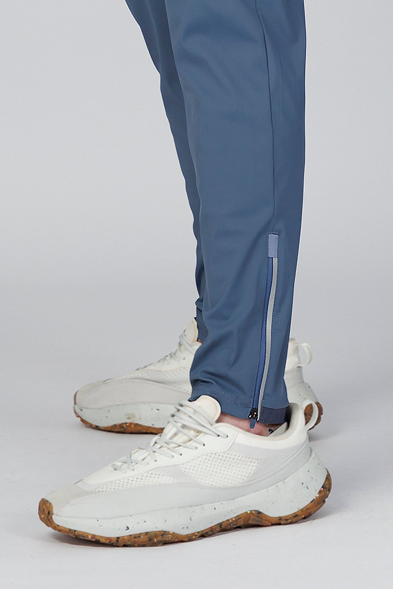 SPH0242 - Lightweight Stretch Nylon Workout Joggers 30" - Slate