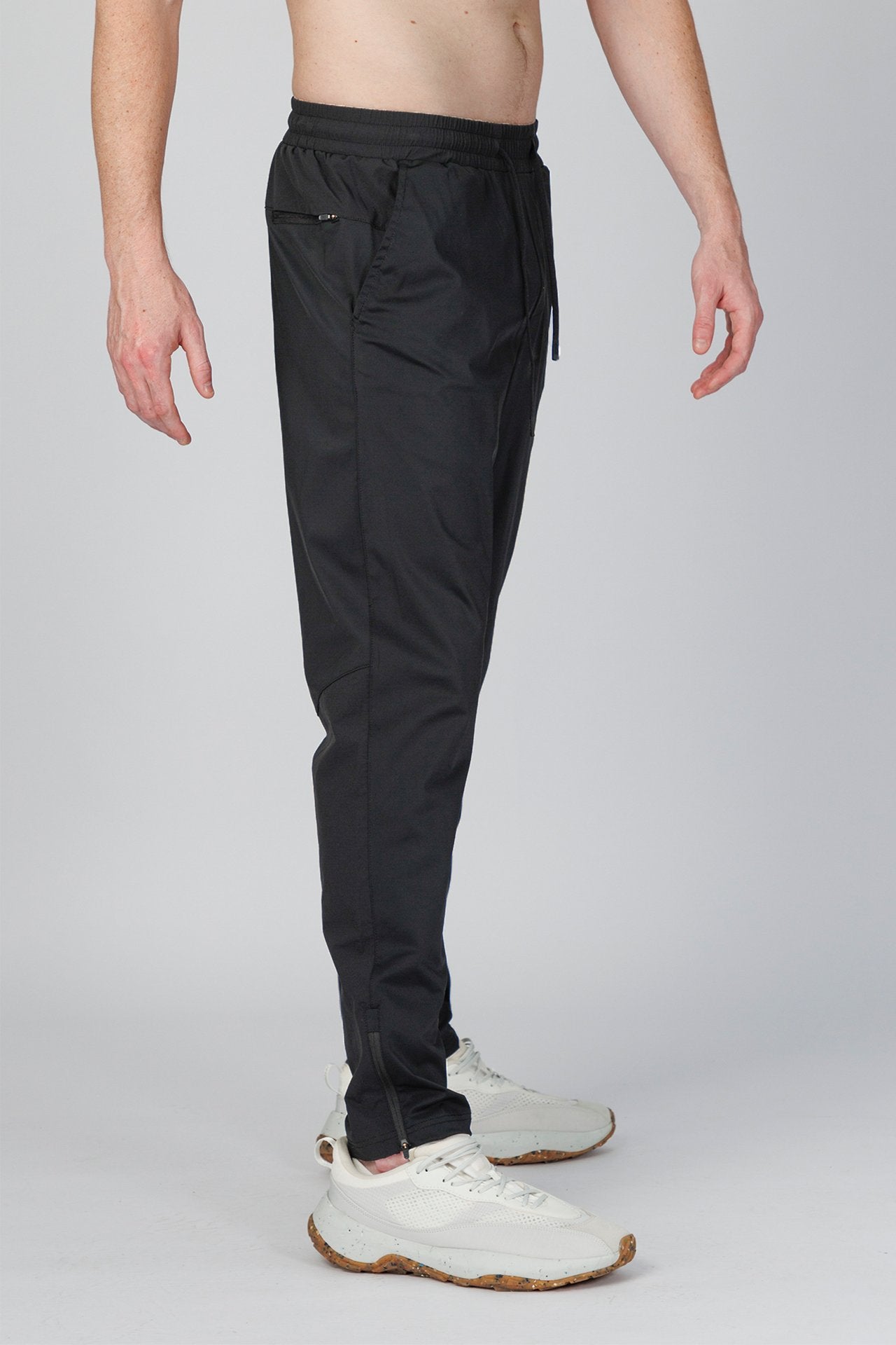 SPH0326 - Lightweight Stretch Nylon Hem Zip Joggers 30" - Black