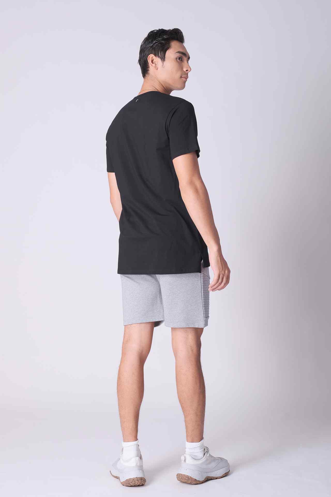 SPJ0143 - Essential Stretch Cotton Side Splits Short Sleeve Tee - Black
