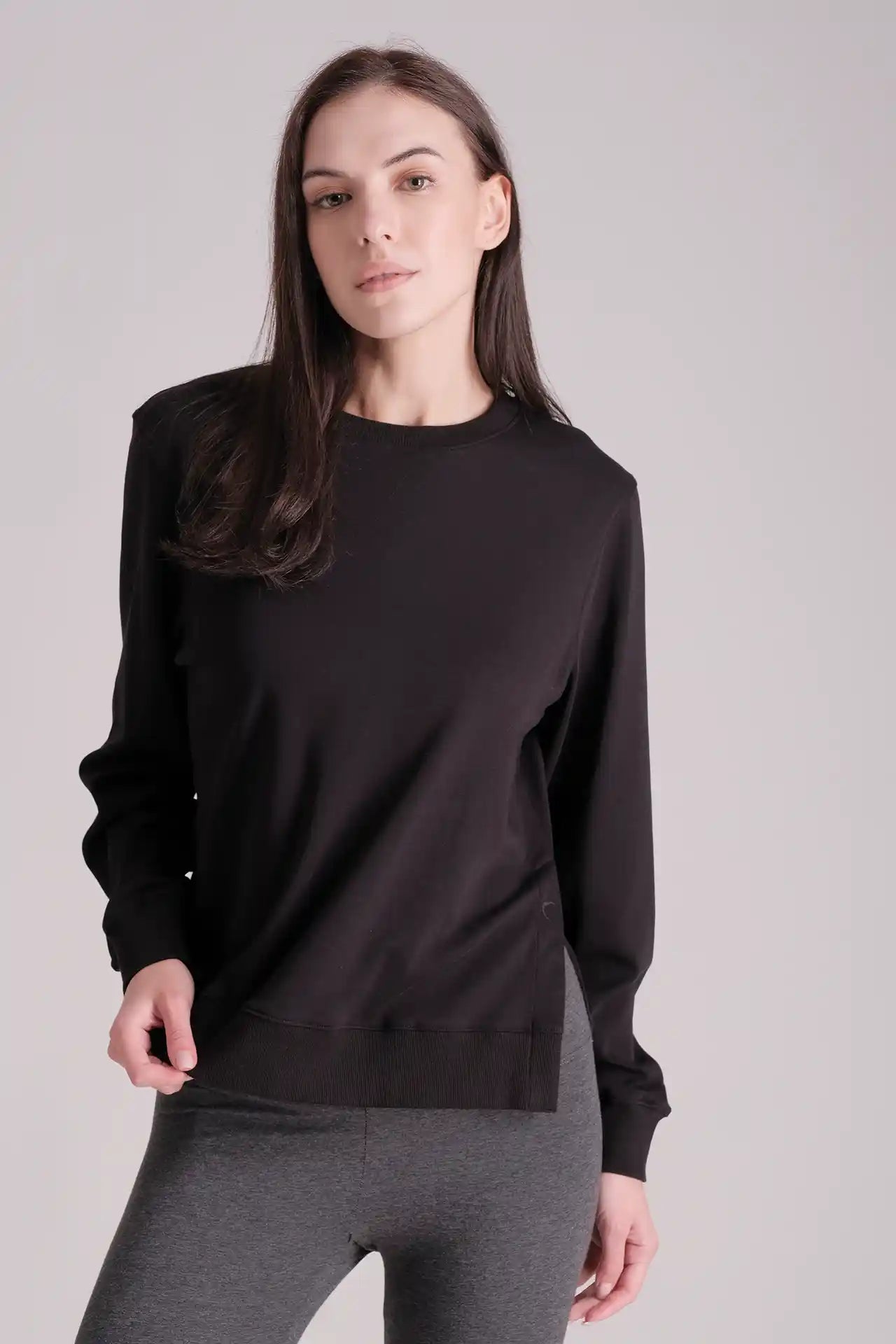 SPWJ0321 - Women's Essential Side Snap LS Sweat Shirt - Black