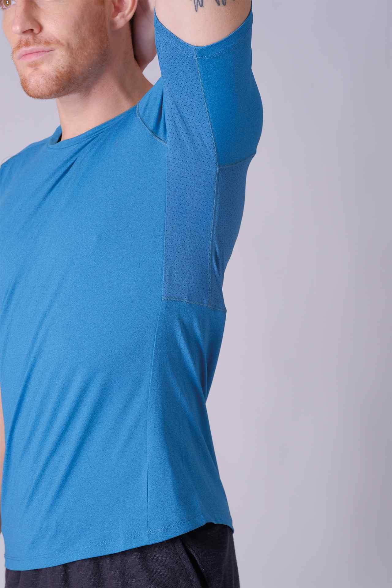 SPJ0384A - Sweat-Wicking Back Mesh Stretch Workout Tee