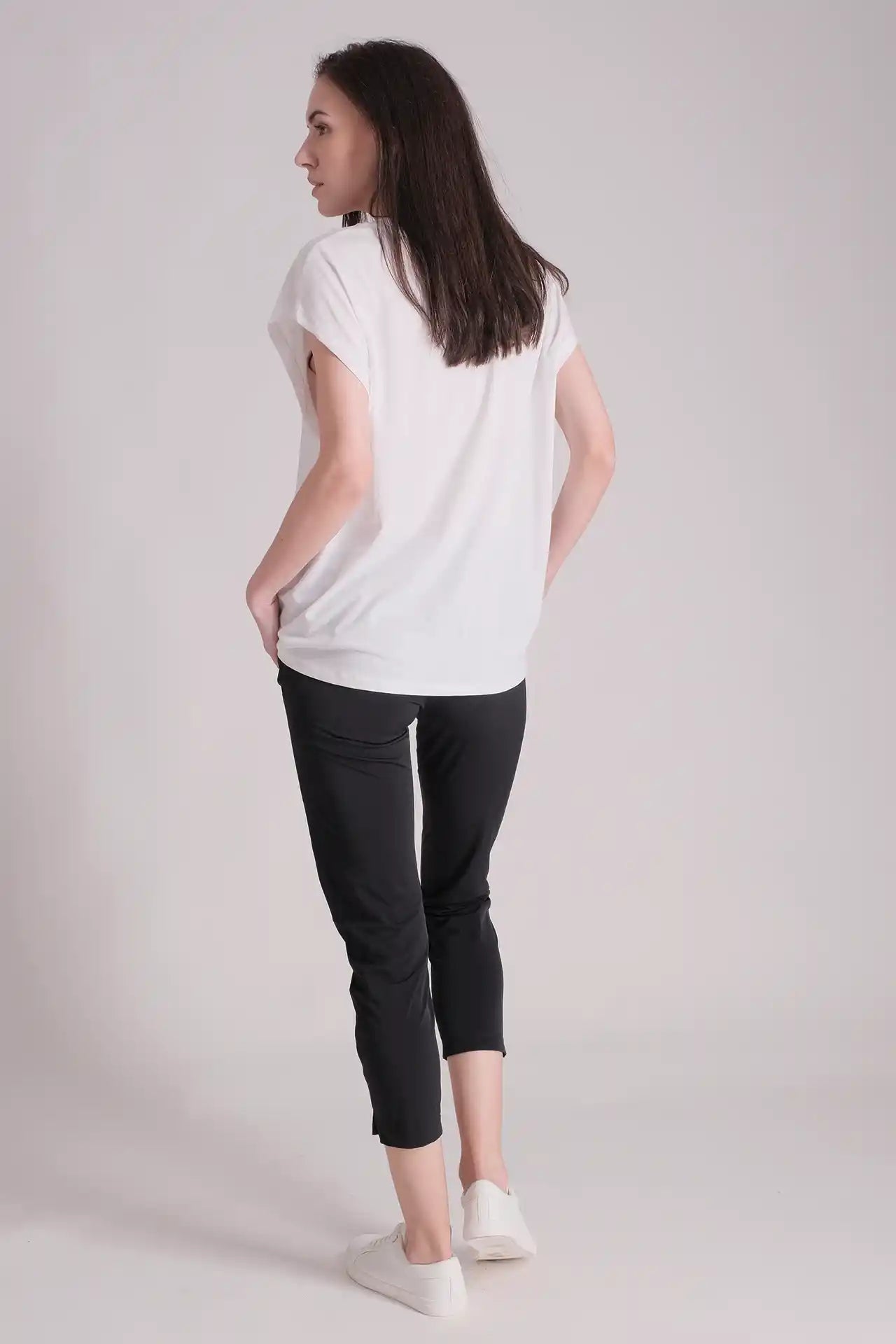 SPWJ0418 - Women's Essential Ultra Soft Organic Cotton Sleeveless Tee - White