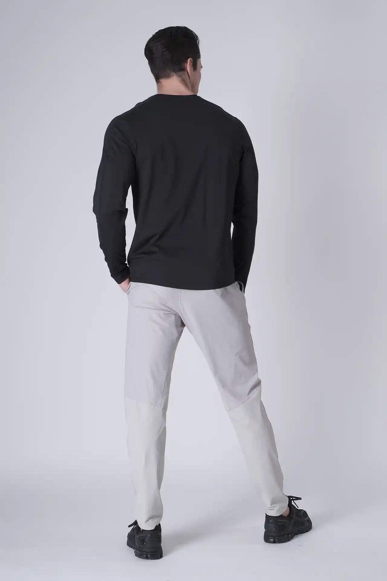 SPJ0468 - Ultra 4-Way Stretch Nylon Long Sleeve Training Tee - Black