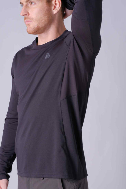 SPJ23009 - UPF 50+ Moisture Wicking Long Sleeve Hiking Tee - Black