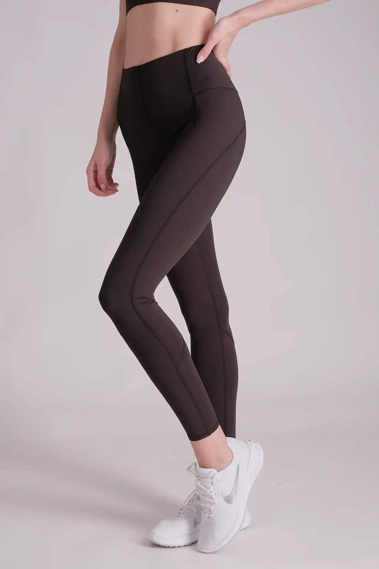 SPWL0038 - Women's Women's ZigZag Seam Pocket Outdoor Leggings 26” - Black