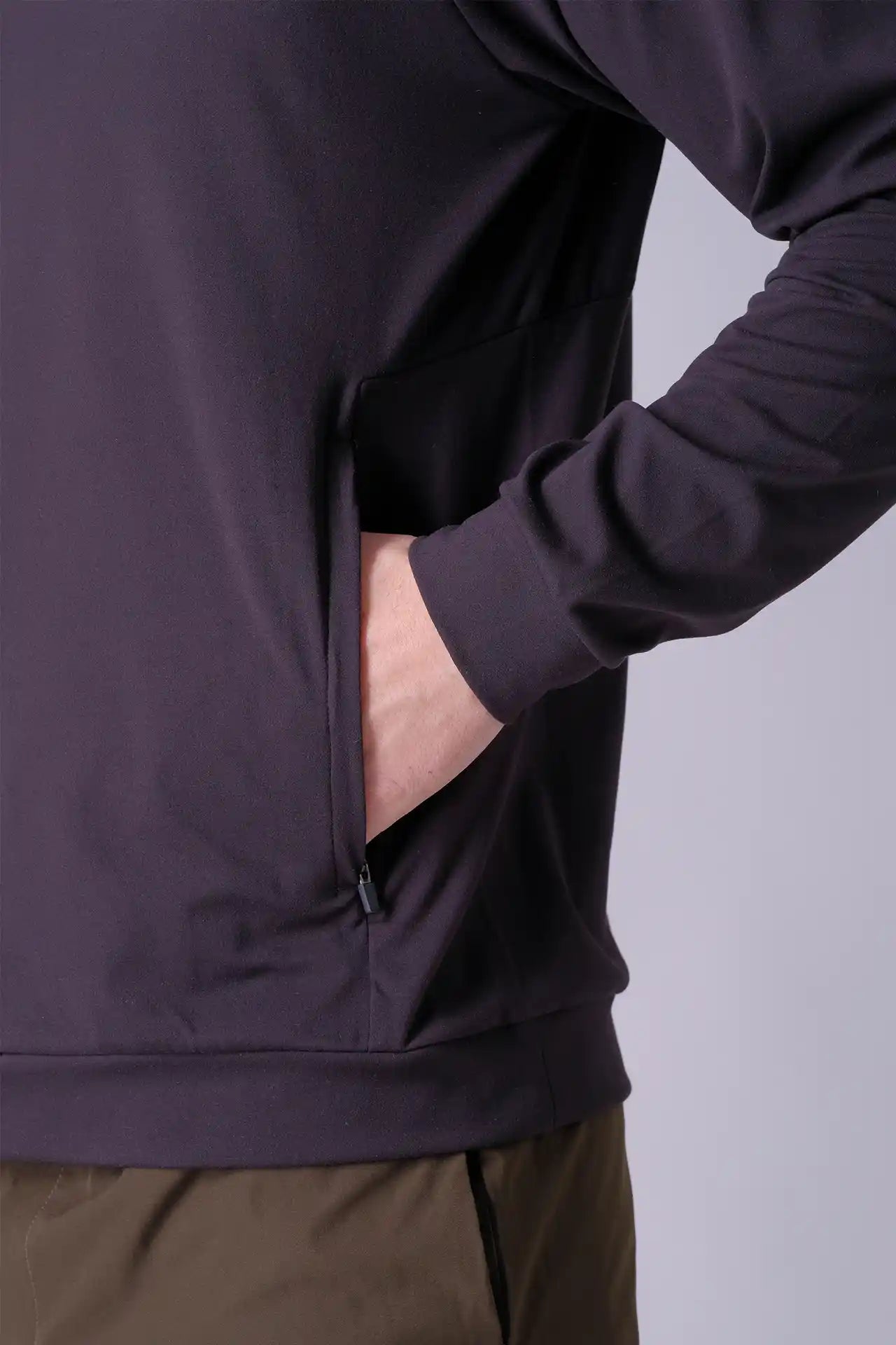 SPM0200 - Thermal Stretch Interlock Long Sleeve Crew Pullover - Black