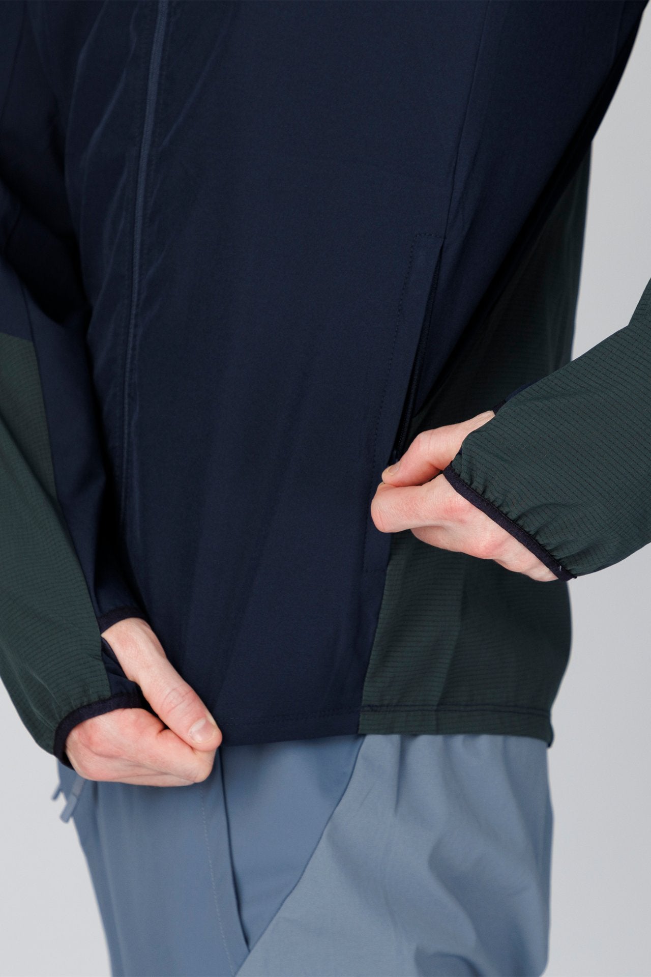 SPO0218 - Lightweight Stretch Full-Zip Packable Windbreaker Hooded Jacket - Navy