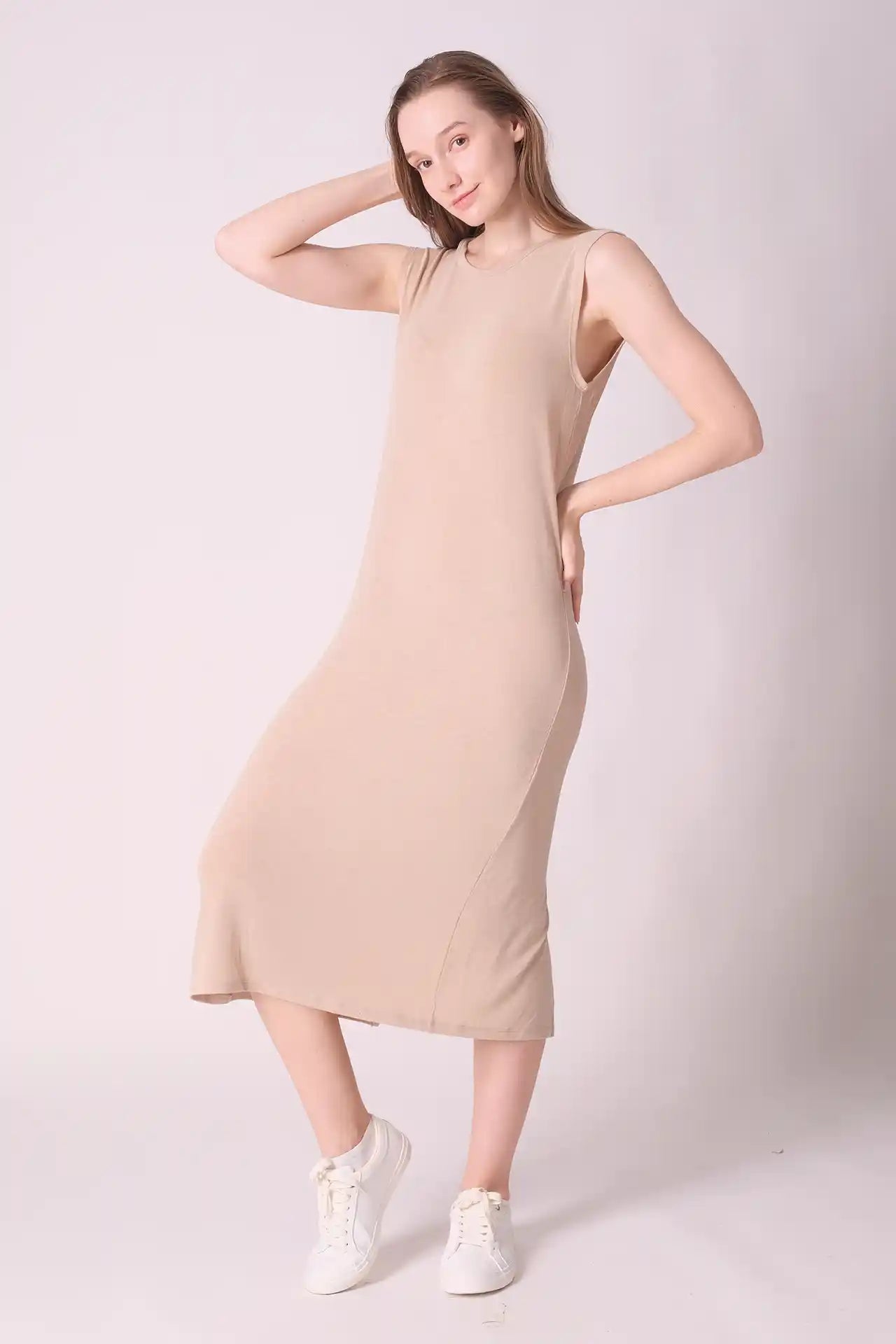 SPWQ0032 - Women's Essential Sleeveless Dress - Coca